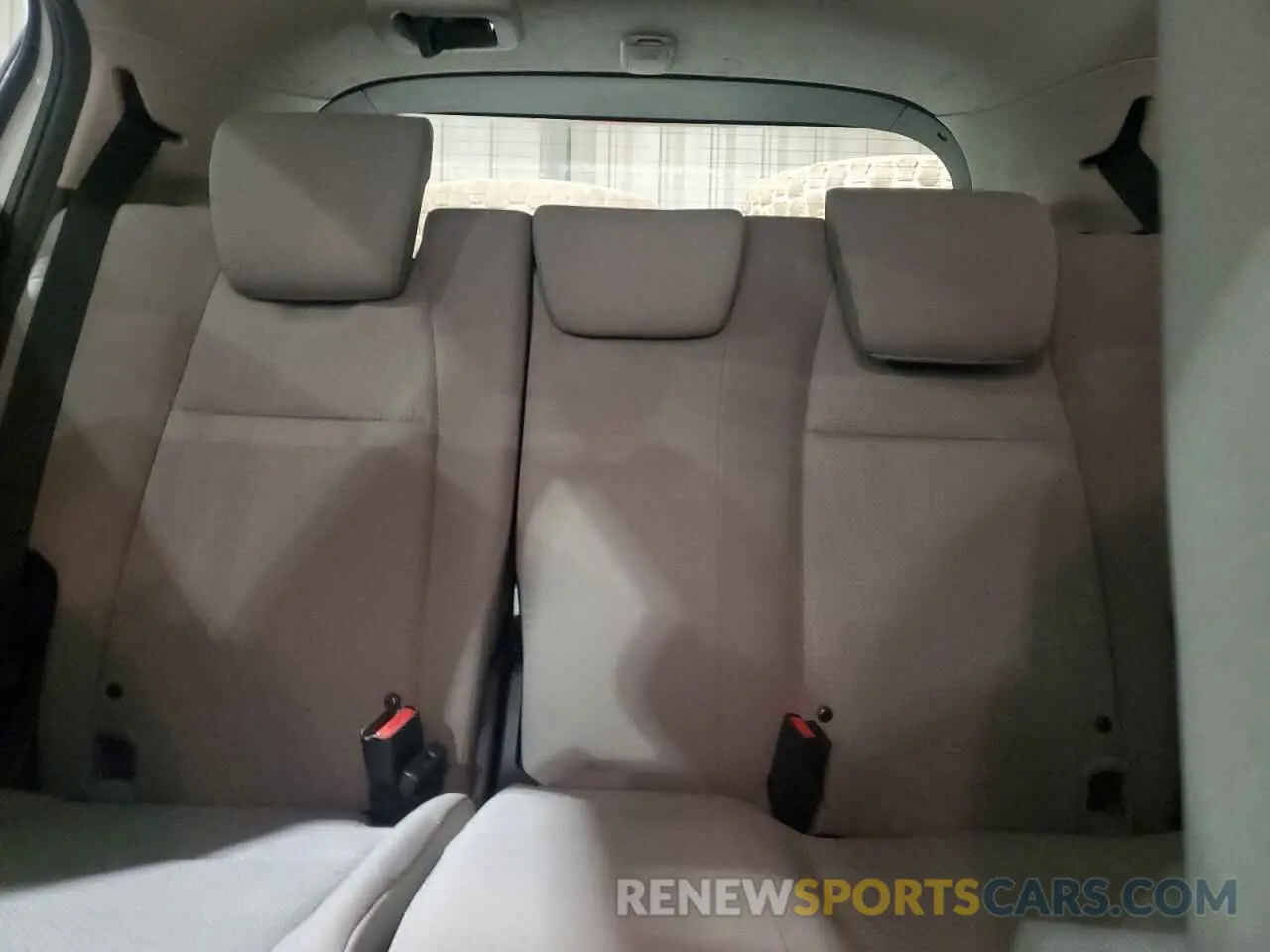 10 Photograph of a damaged car 3CZRU6H57KM716788 HONDA HR-V 2019