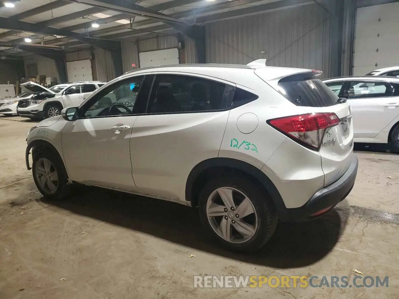 2 Photograph of a damaged car 3CZRU6H57KM716788 HONDA HR-V 2019