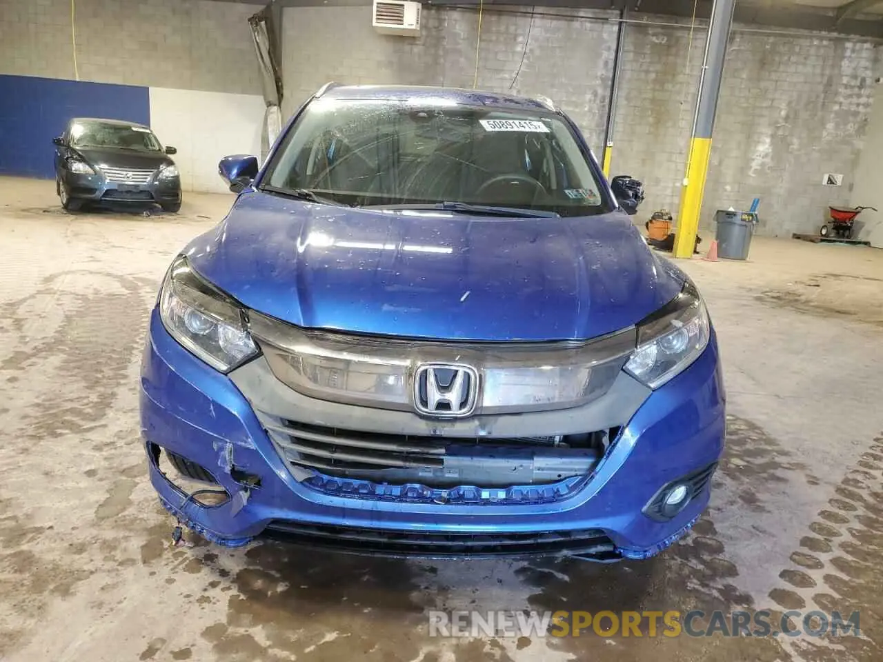 5 Photograph of a damaged car 3CZRU6H57KM720324 HONDA HR-V 2019