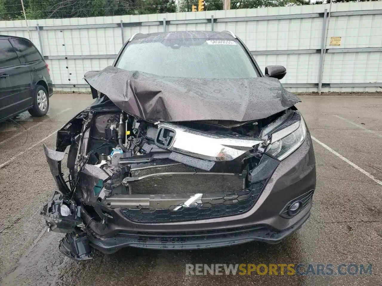 5 Photograph of a damaged car 3CZRU6H57KM722672 HONDA HR-V 2019