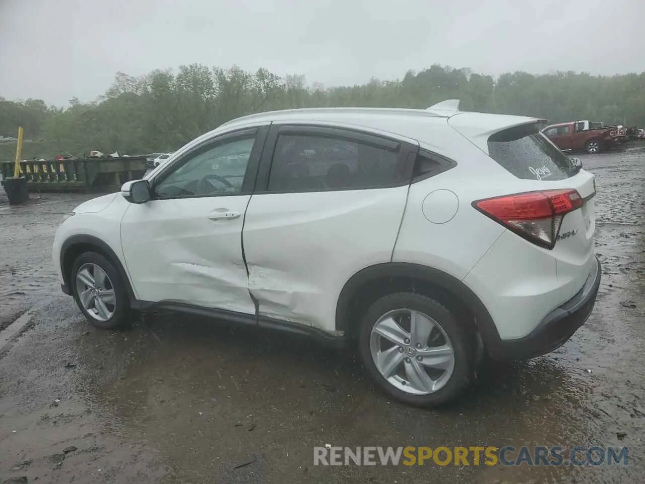 2 Photograph of a damaged car 3CZRU6H58KM705542 HONDA HR-V 2019