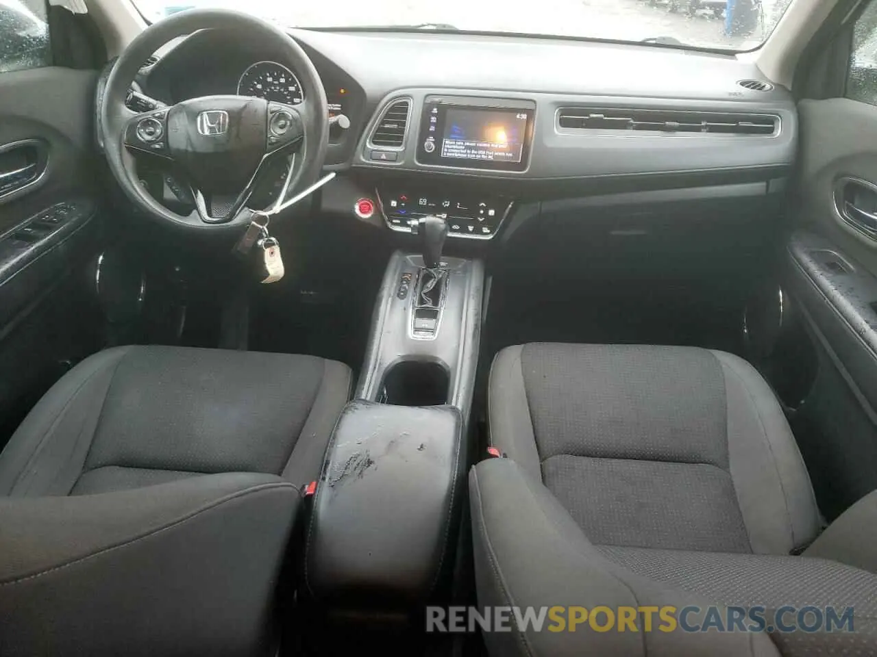 8 Photograph of a damaged car 3CZRU6H58KM705542 HONDA HR-V 2019