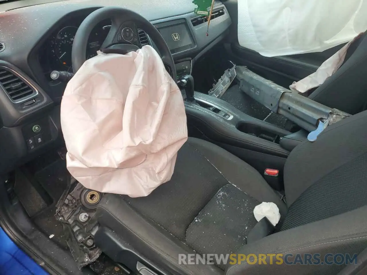 8 Photograph of a damaged car 3CZRU6H58KM724043 HONDA HR-V 2019
