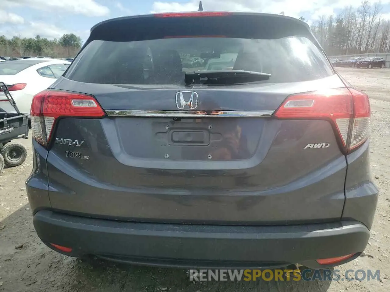 6 Photograph of a damaged car 3CZRU6H58KM741036 HONDA HR-V 2019