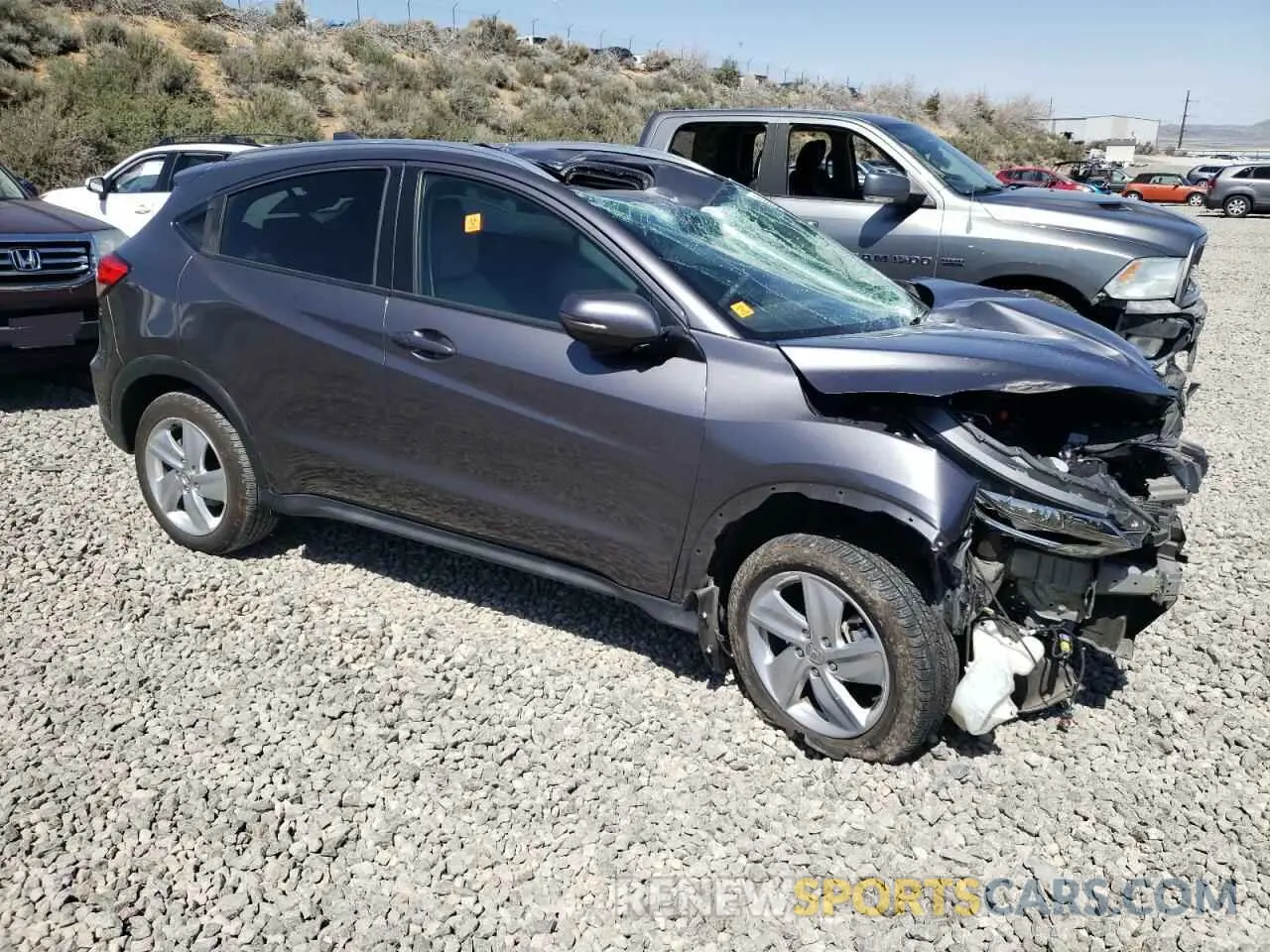 4 Photograph of a damaged car 3CZRU6H59KM703038 HONDA HR-V 2019