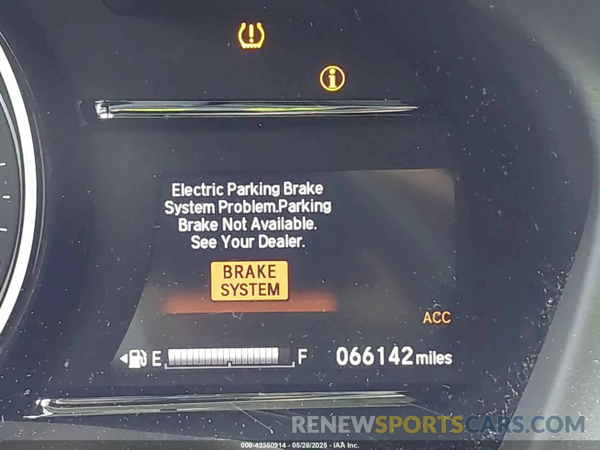 16 Photograph of a damaged car 3CZRU6H59KM733494 HONDA HR-V 2019