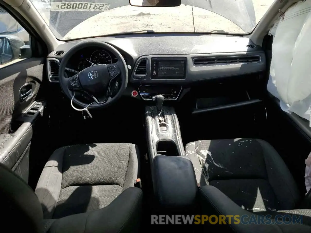 8 Photograph of a damaged car 3CZRU6H5XKM738400 HONDA HR-V 2019