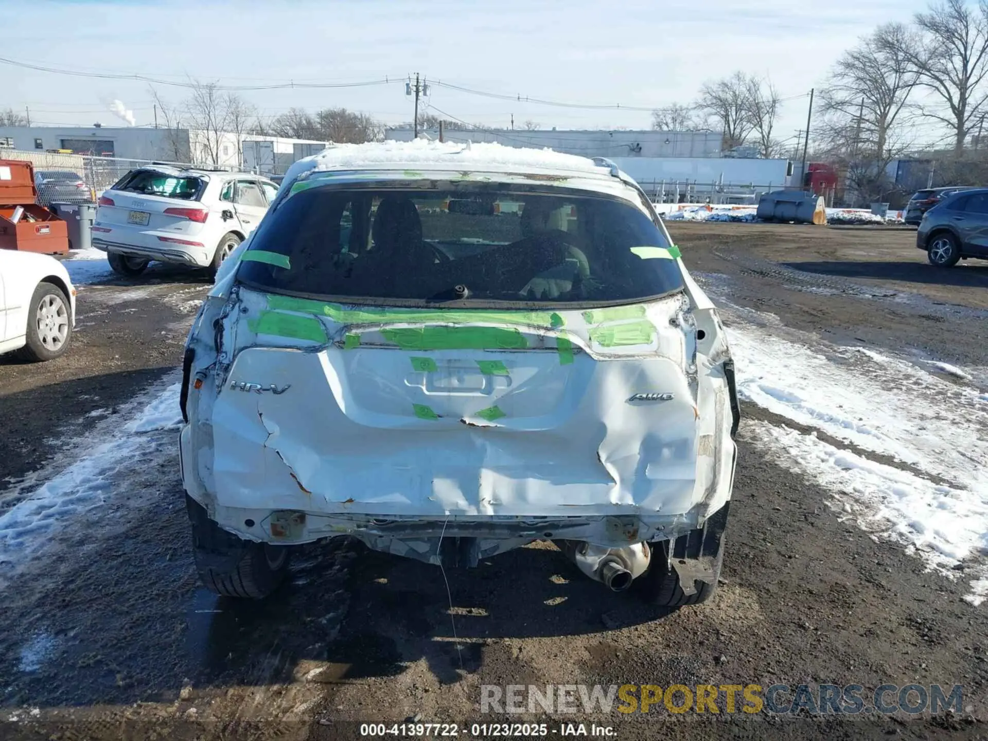 6 Photograph of a damaged car 3CZRU6H71KM721096 HONDA HR-V 2019