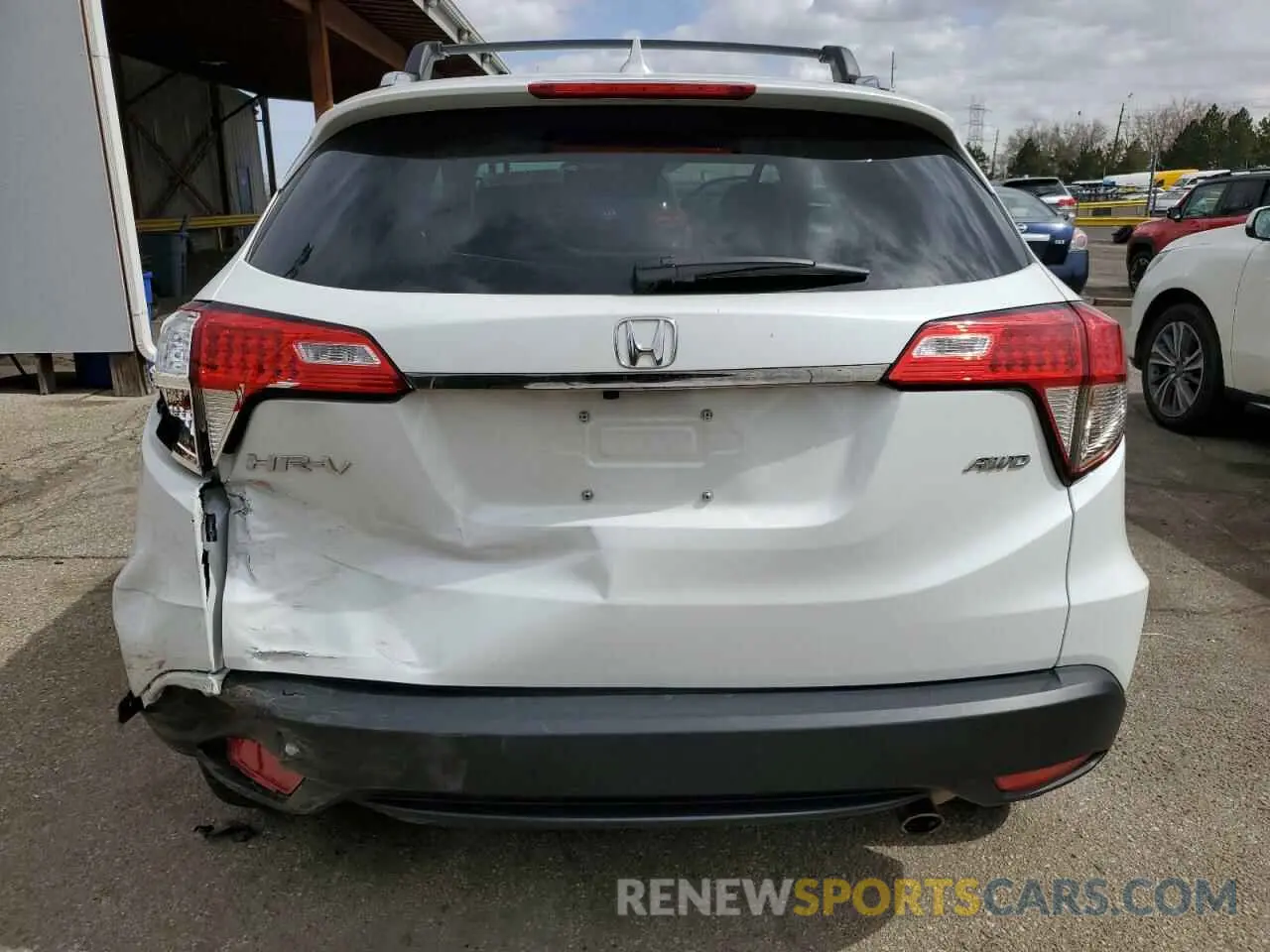 6 Photograph of a damaged car 3CZRU6H72KM721950 HONDA HR-V 2019