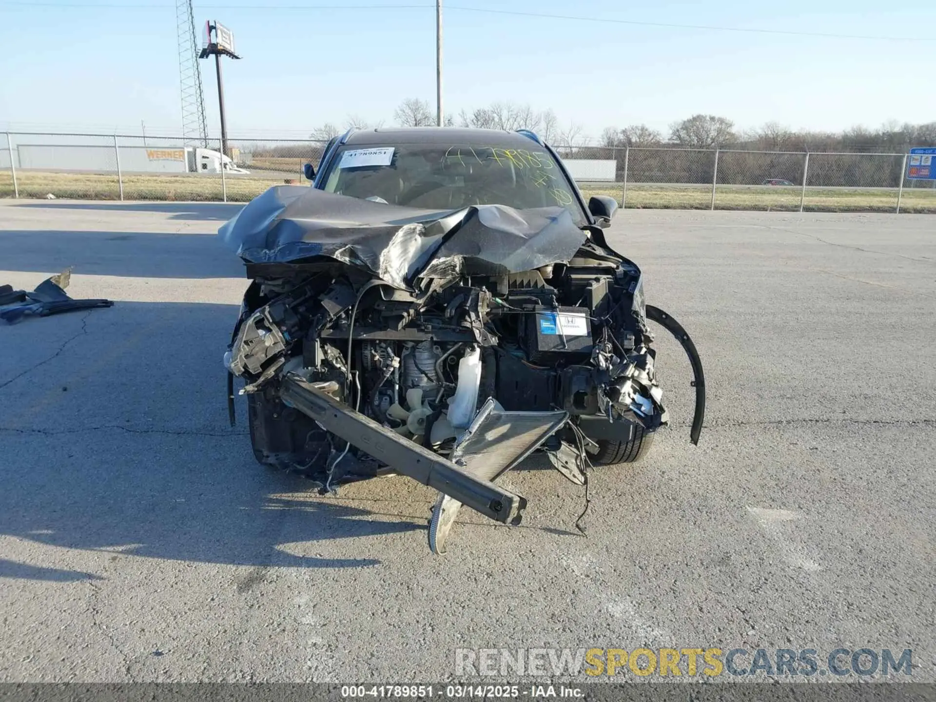 13 Photograph of a damaged car 3CZRU6H74KM735154 HONDA HR-V 2019