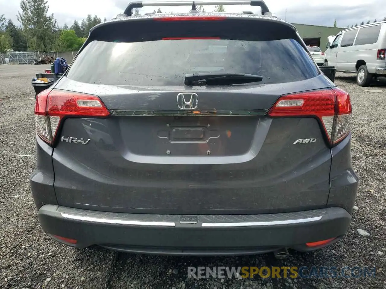 6 Photograph of a damaged car 3CZRU6H75KM710084 HONDA HR-V 2019