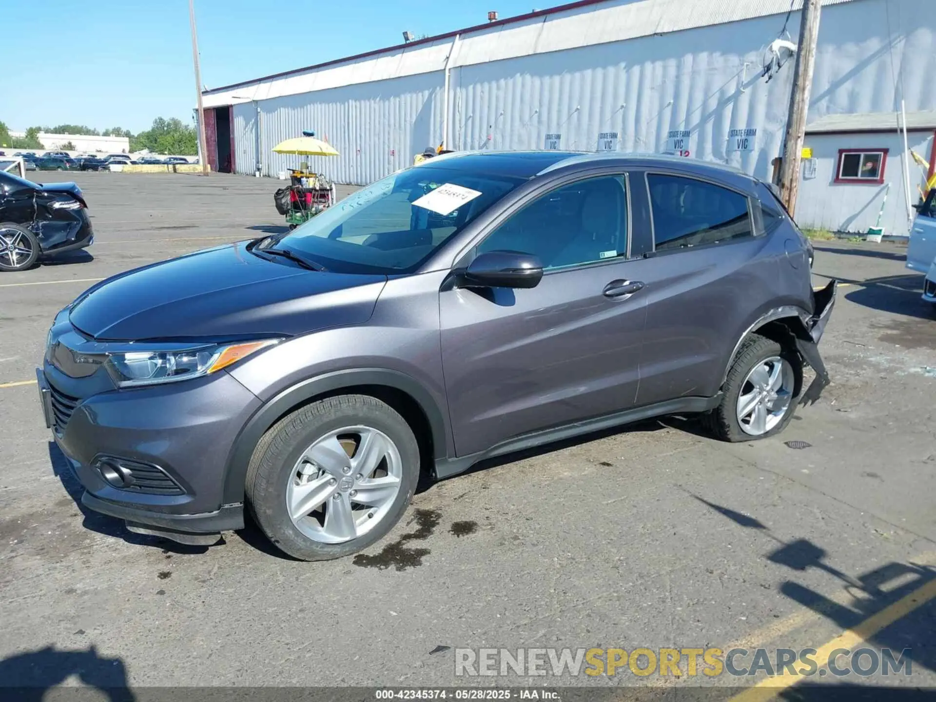 2 Photograph of a damaged car 3CZRU6H75KM727726 HONDA HR-V 2019
