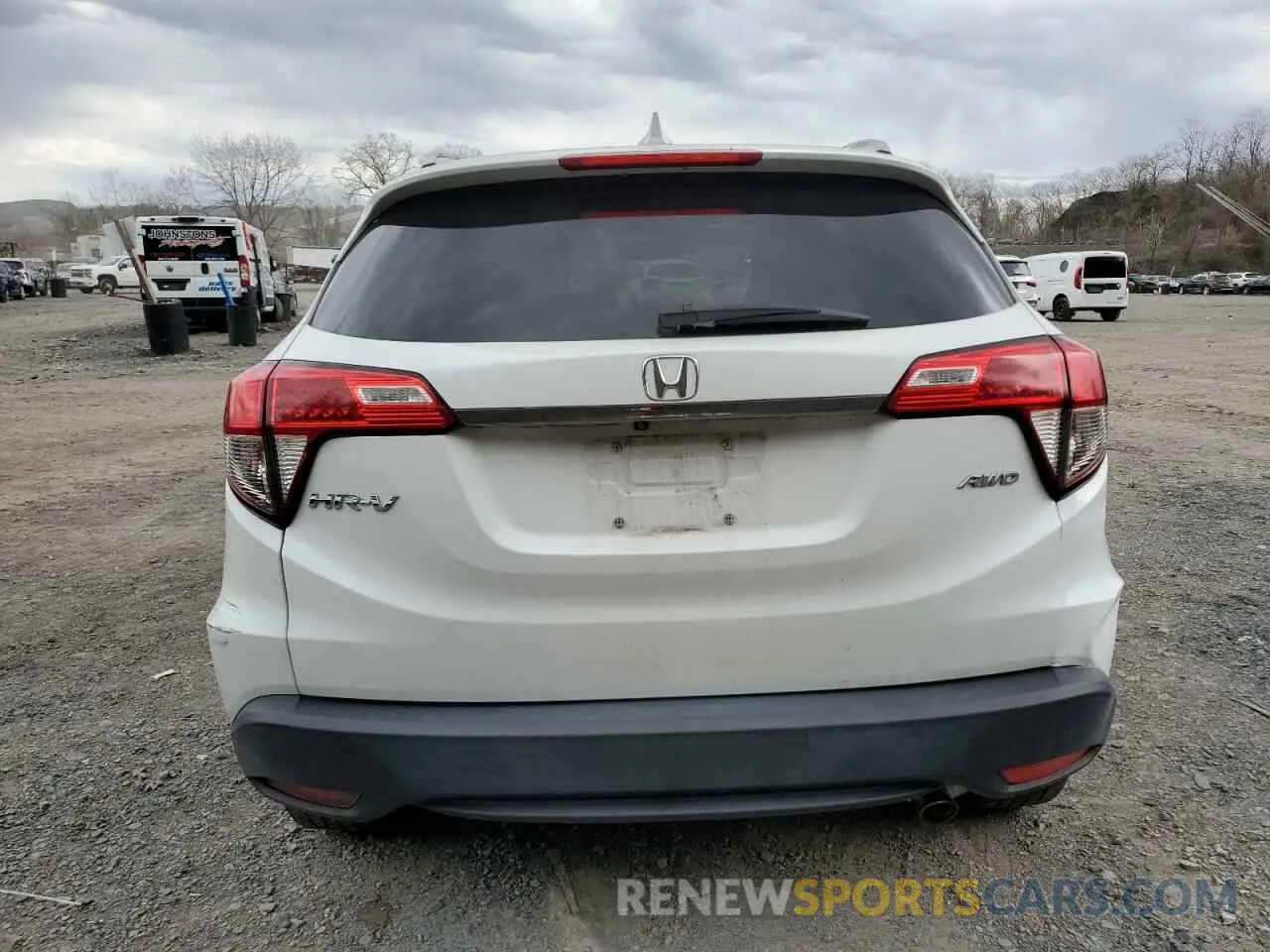 6 Photograph of a damaged car 3CZRU6H76KM716363 HONDA HR-V 2019