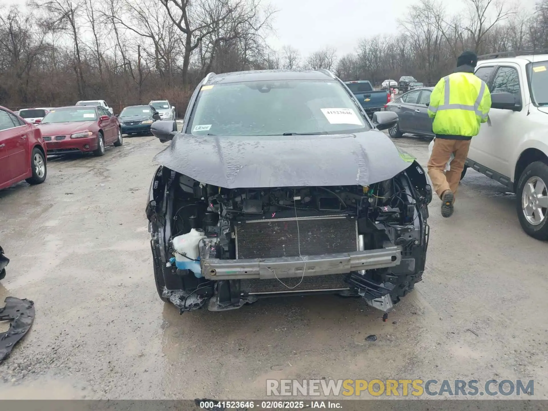 13 Photograph of a damaged car 3CZRU6H77KM735942 HONDA HR-V 2019