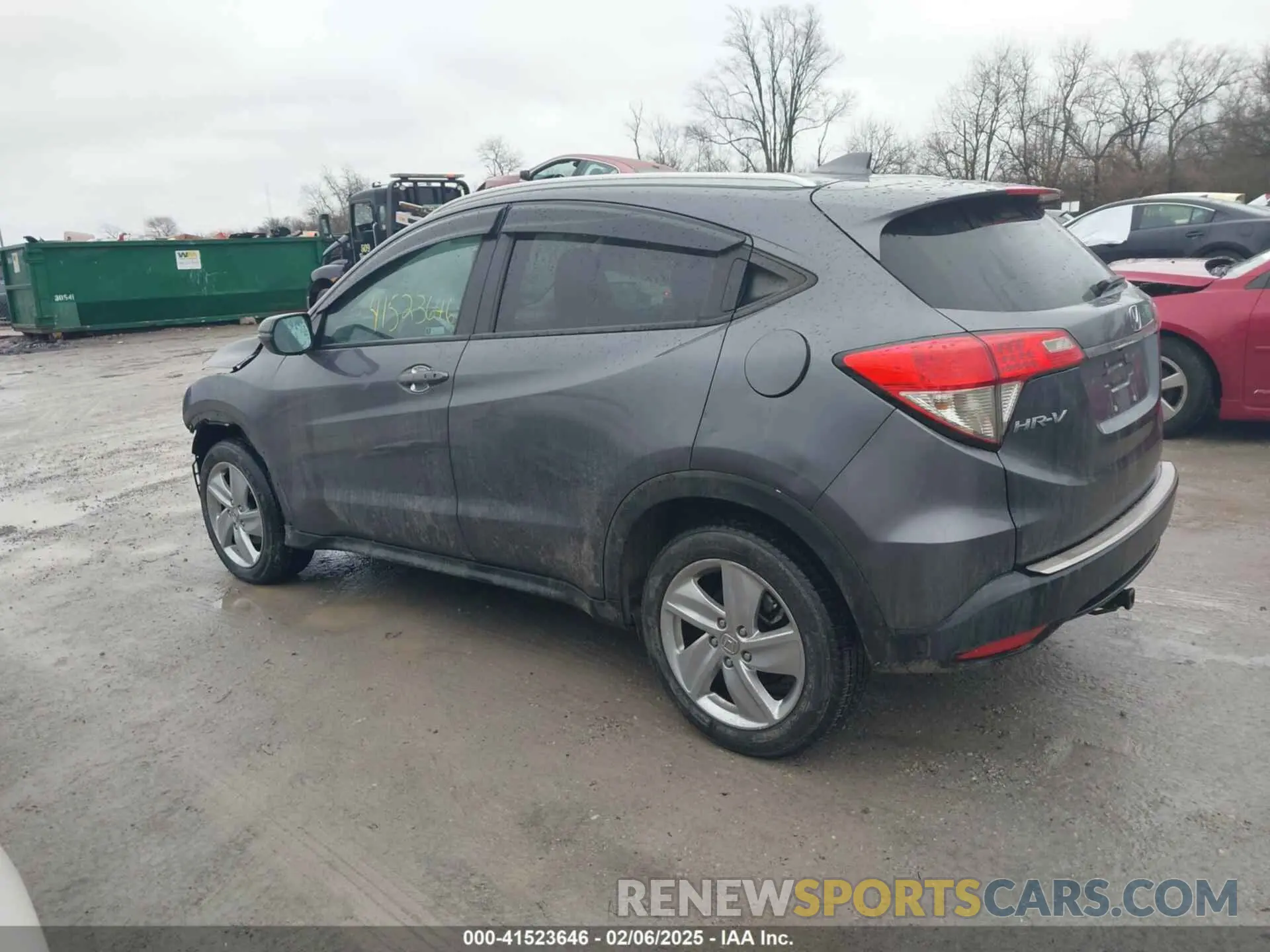 15 Photograph of a damaged car 3CZRU6H77KM735942 HONDA HR-V 2019