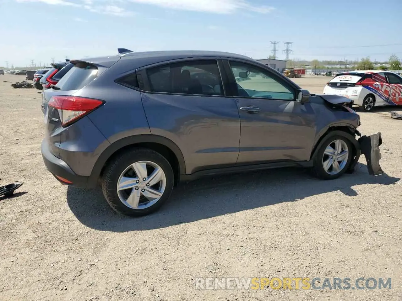3 Photograph of a damaged car 3CZRU6H78KM724304 HONDA HR-V 2019
