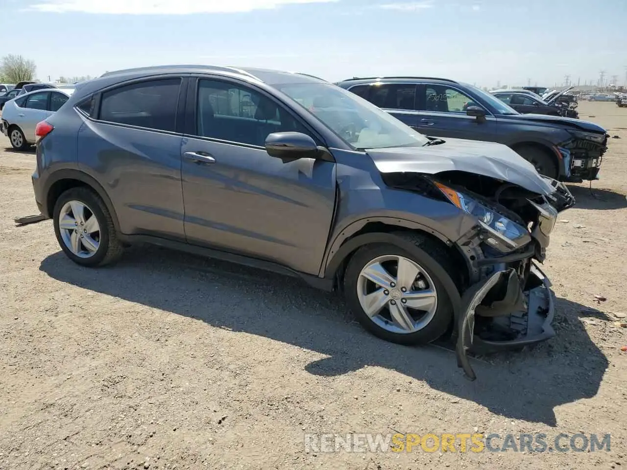 4 Photograph of a damaged car 3CZRU6H78KM724304 HONDA HR-V 2019