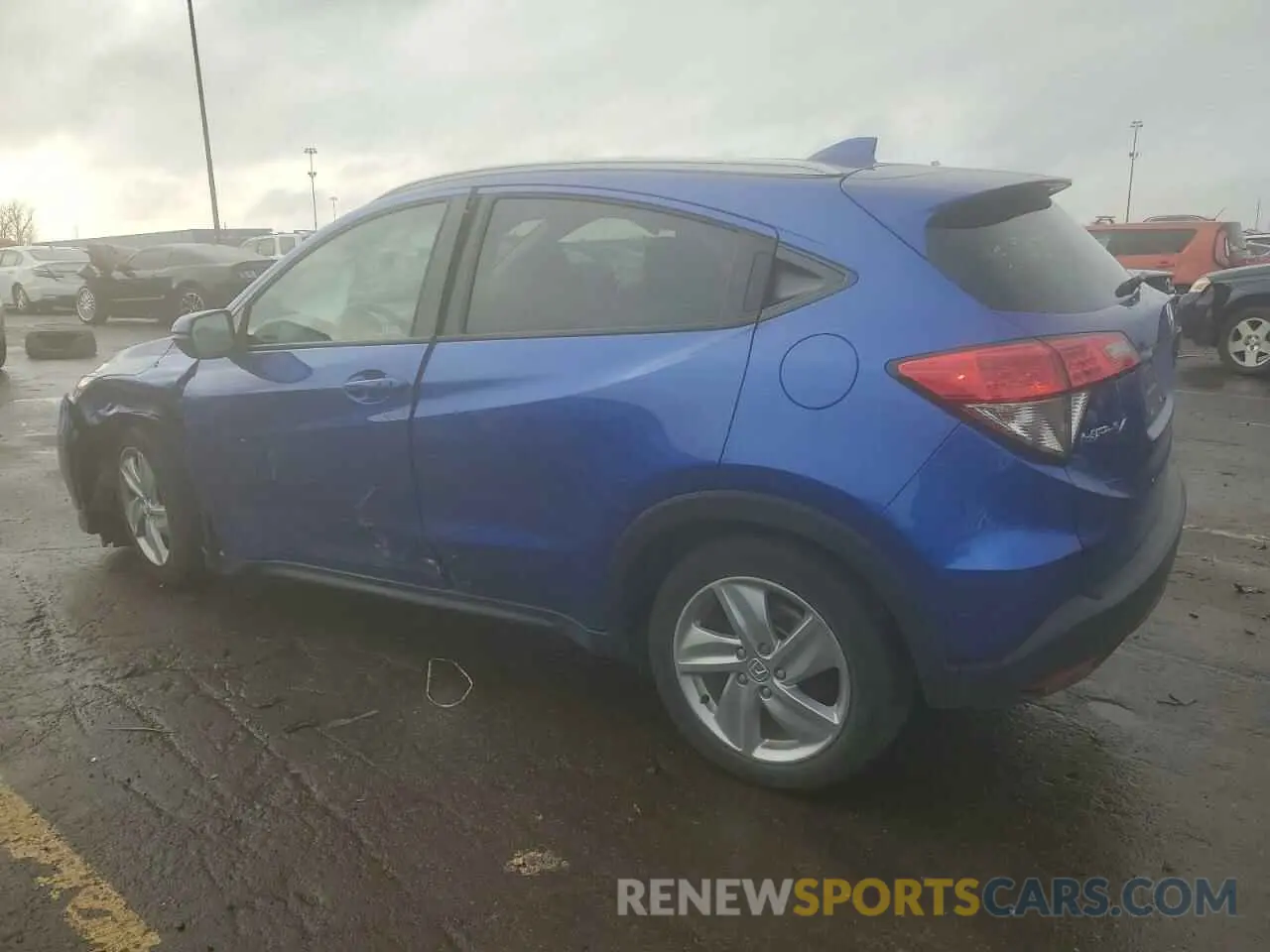 2 Photograph of a damaged car 3CZRU6H79KM715997 HONDA HR-V 2019