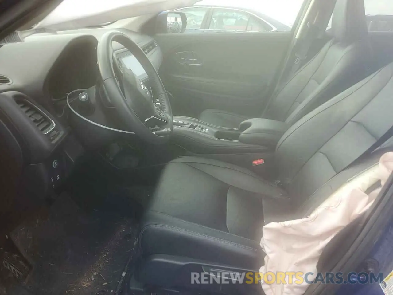 7 Photograph of a damaged car 3CZRU6H79KM715997 HONDA HR-V 2019