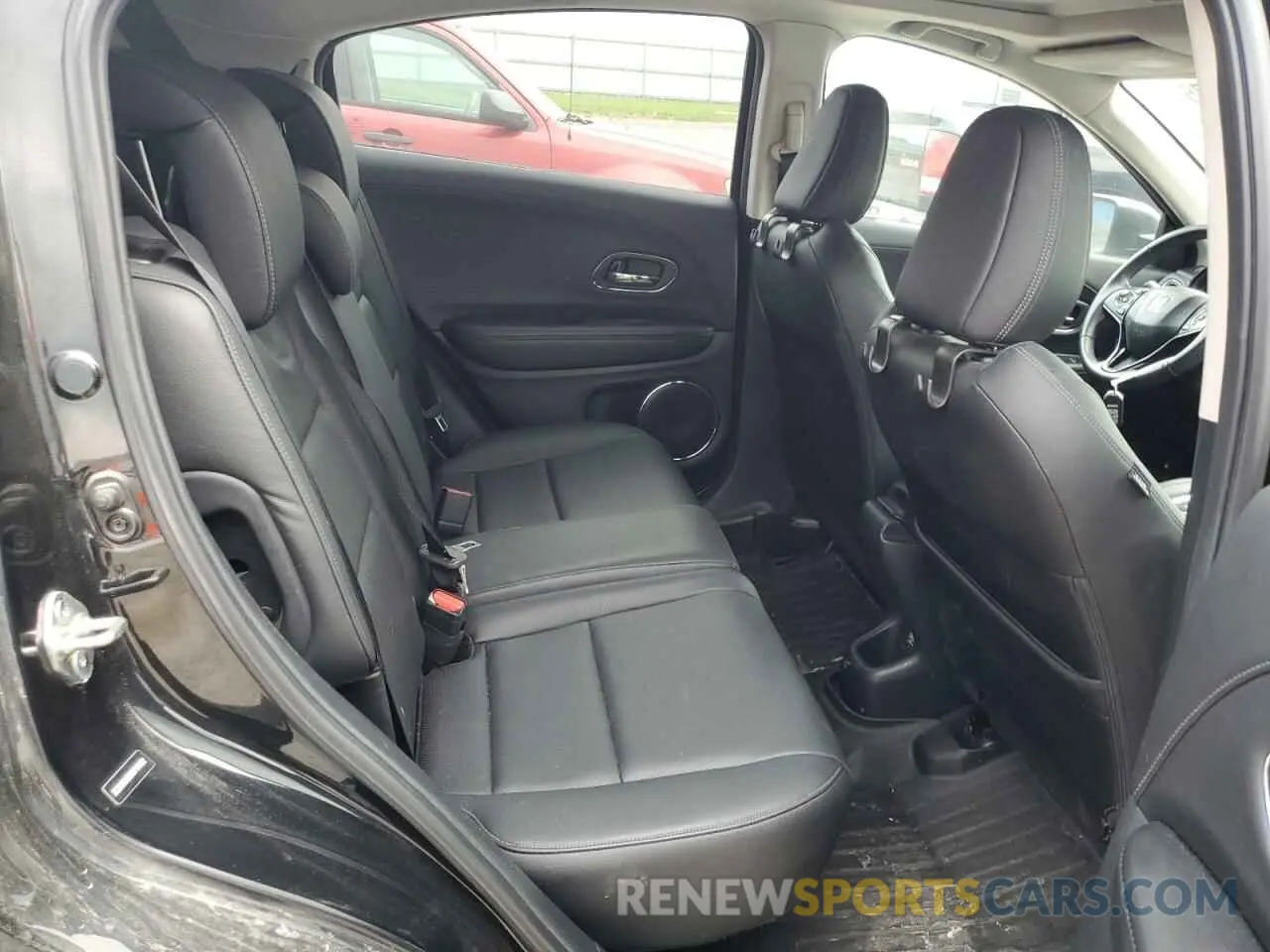10 Photograph of a damaged car 3CZRU6H93KM718492 HONDA HR-V 2019