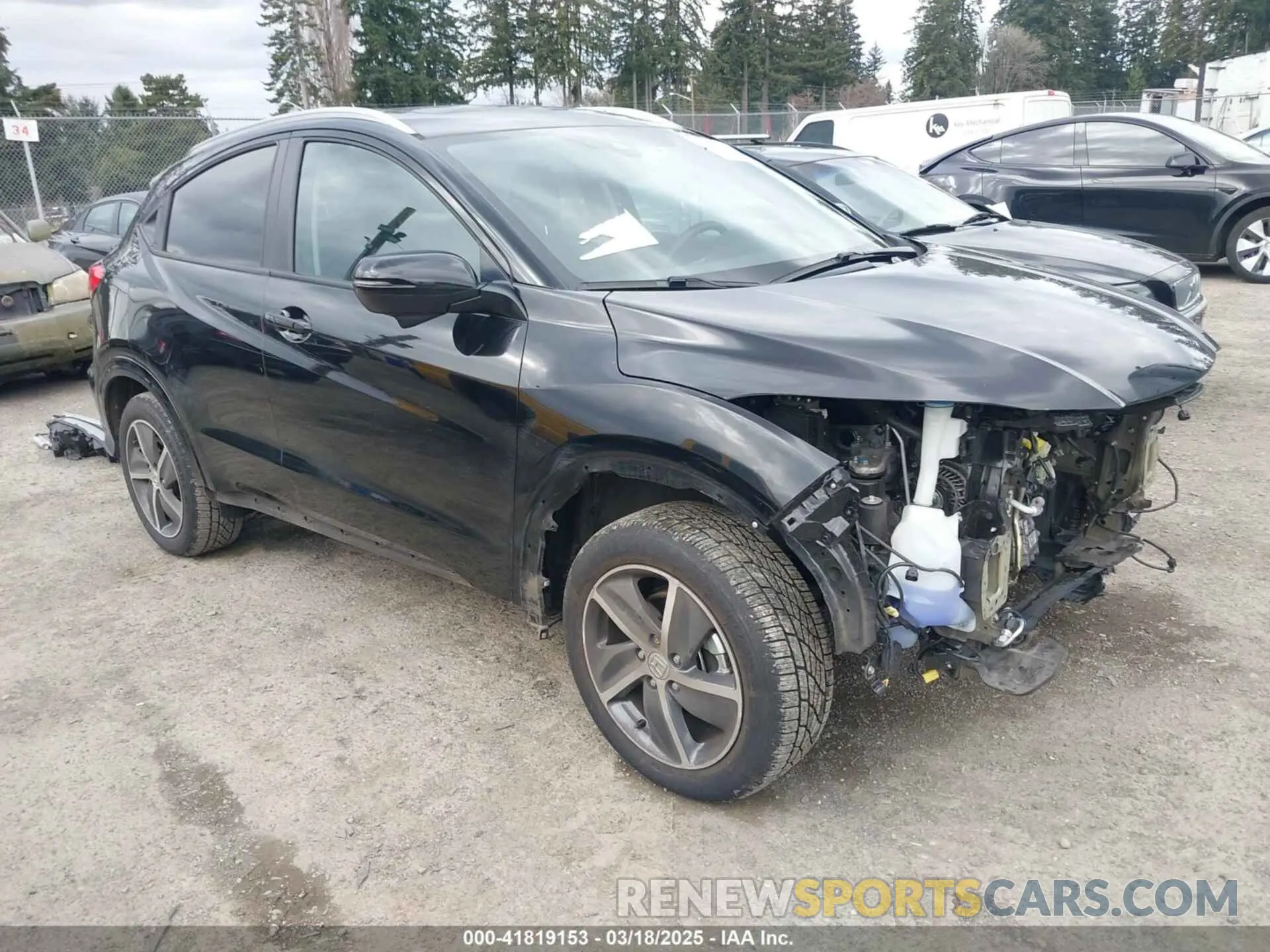 1 Photograph of a damaged car 3CZRU6H93KM720310 HONDA HR-V 2019