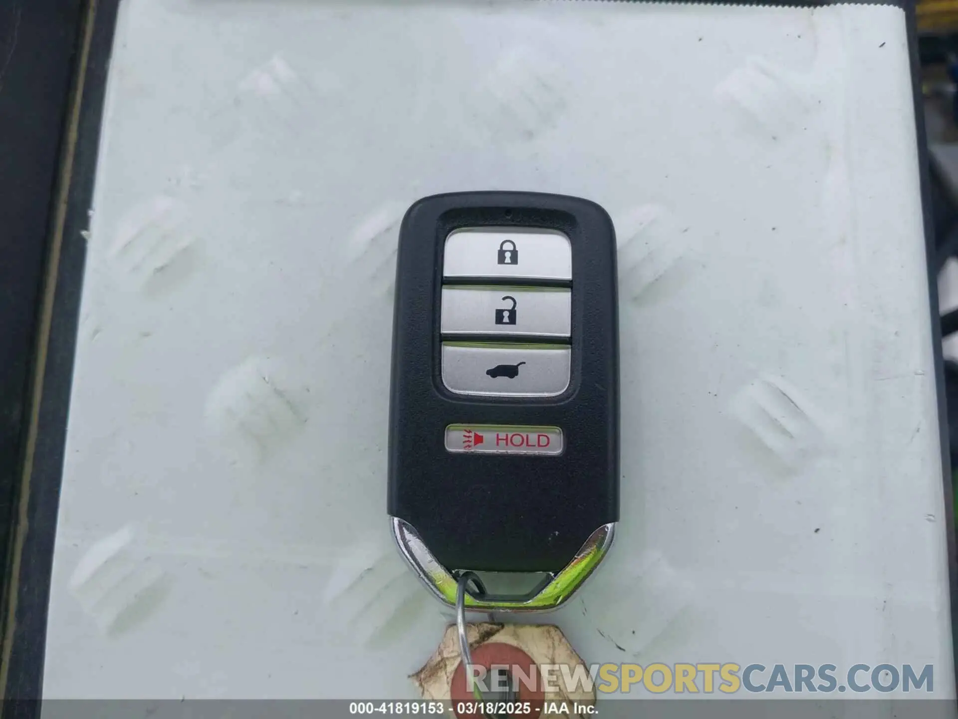 11 Photograph of a damaged car 3CZRU6H93KM720310 HONDA HR-V 2019