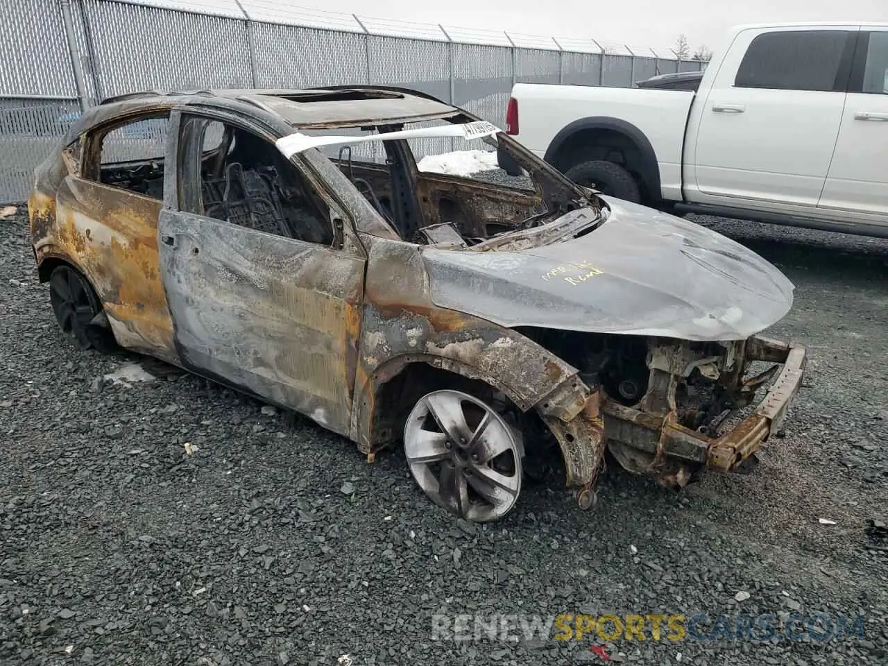 4 Photograph of a damaged car 3CZRU6H95KM106620 HONDA HR-V 2019