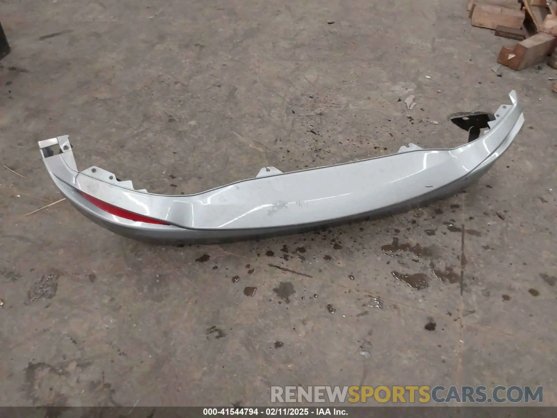 12 Photograph of a damaged car 3CZRU6H97KM704353 HONDA HR-V 2019