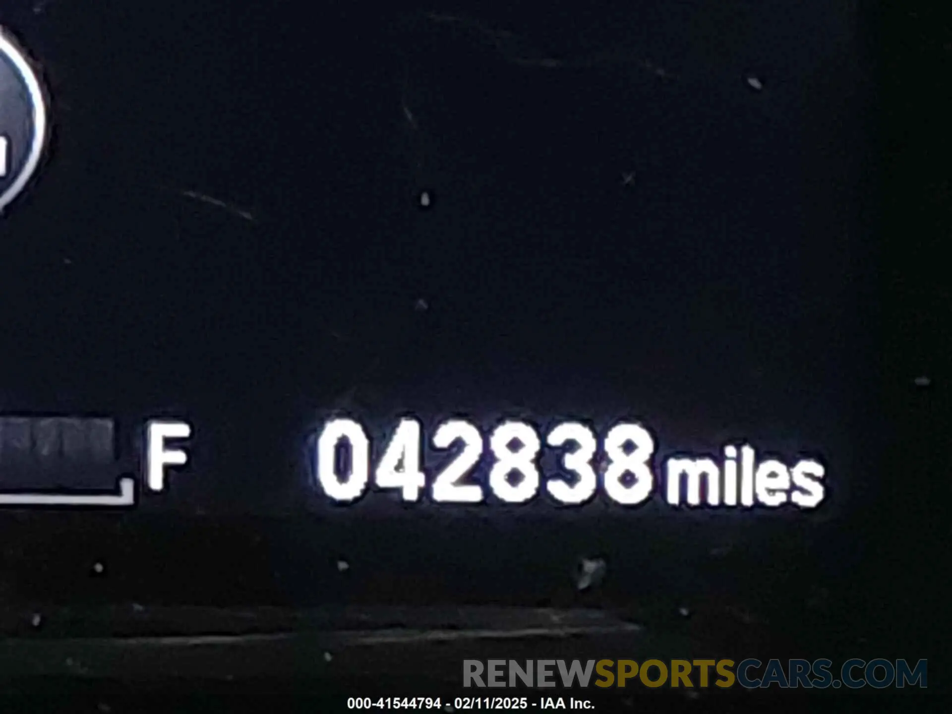 16 Photograph of a damaged car 3CZRU6H97KM704353 HONDA HR-V 2019
