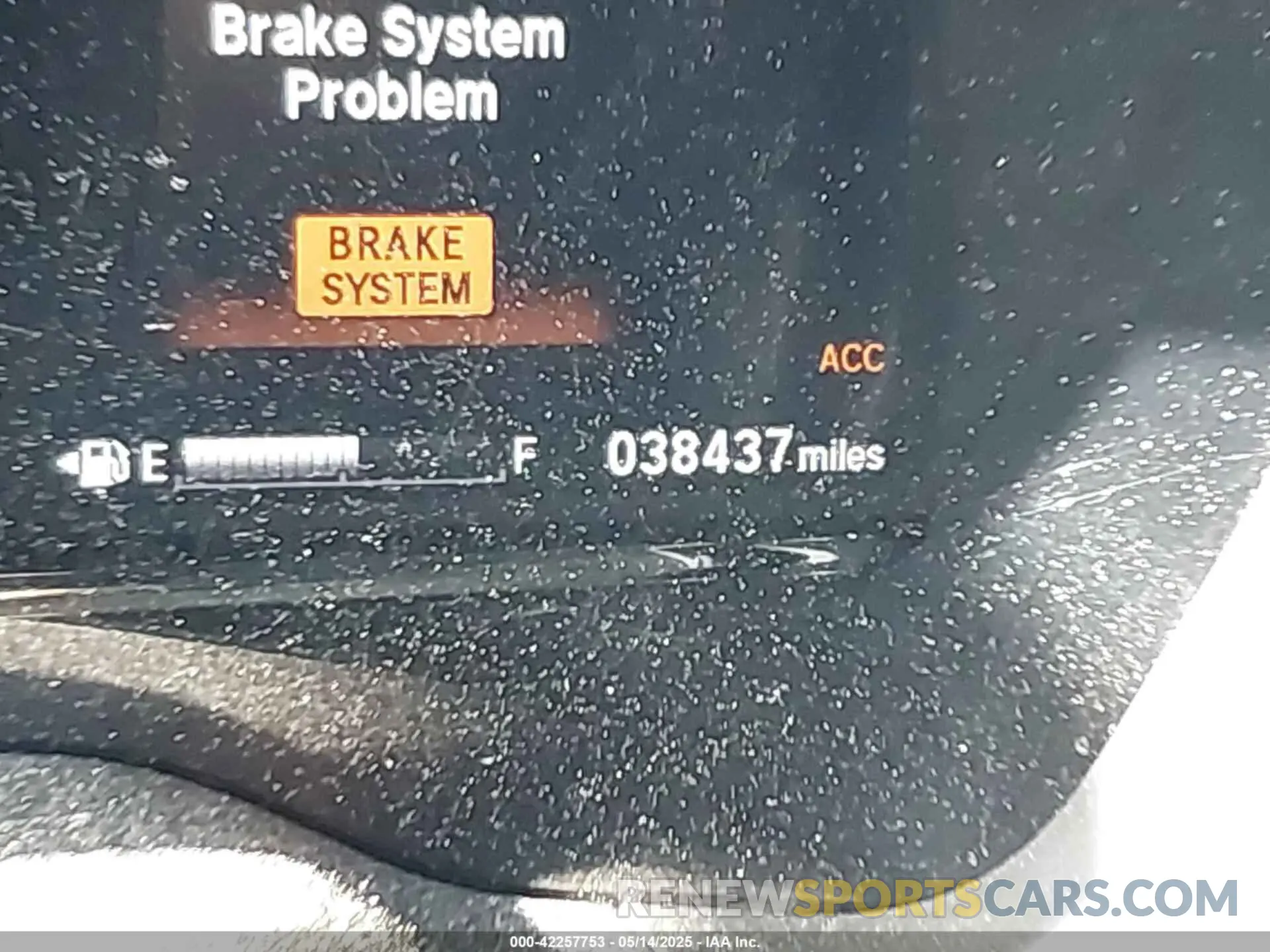 16 Photograph of a damaged car 3CZRU6H97KM711674 HONDA HR-V 2019