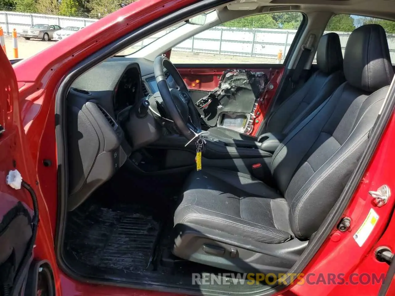 7 Photograph of a damaged car 3CZRU6H98KM705432 HONDA HR-V 2019