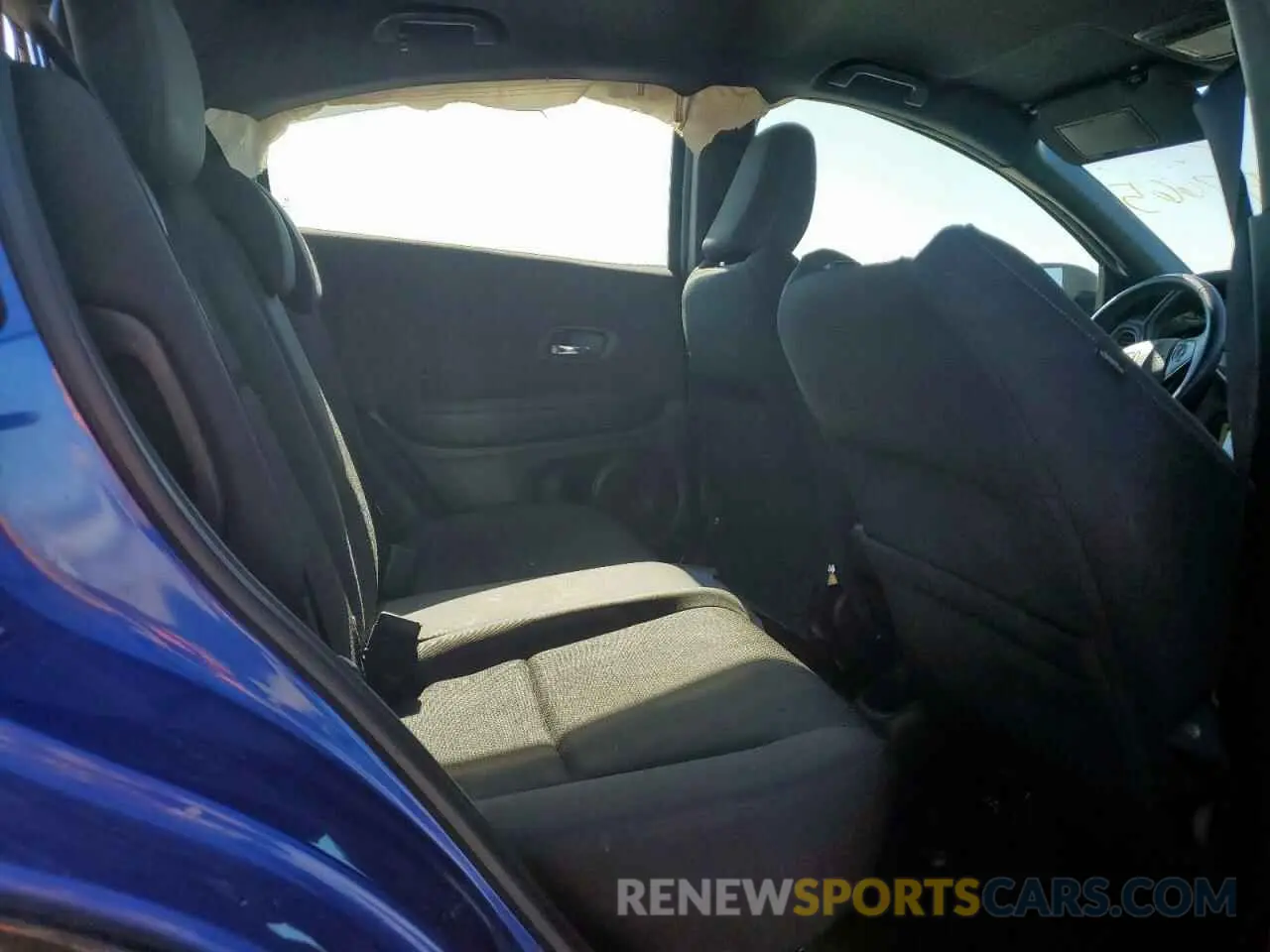 10 Photograph of a damaged car 3CZRU5H10LG700584 HONDA HR-V 2020
