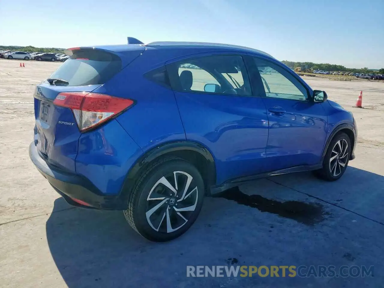 3 Photograph of a damaged car 3CZRU5H10LG700584 HONDA HR-V 2020