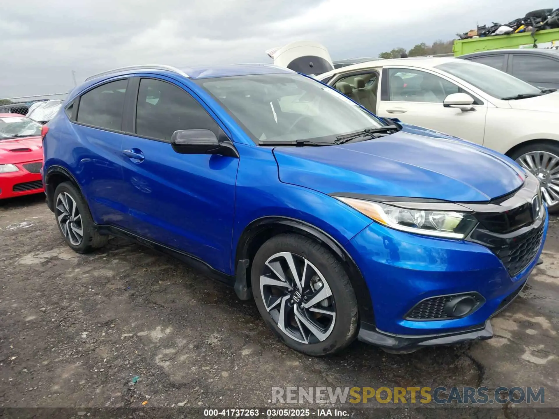 13 Photograph of a damaged car 3CZRU5H11LM715936 HONDA HR-V 2020