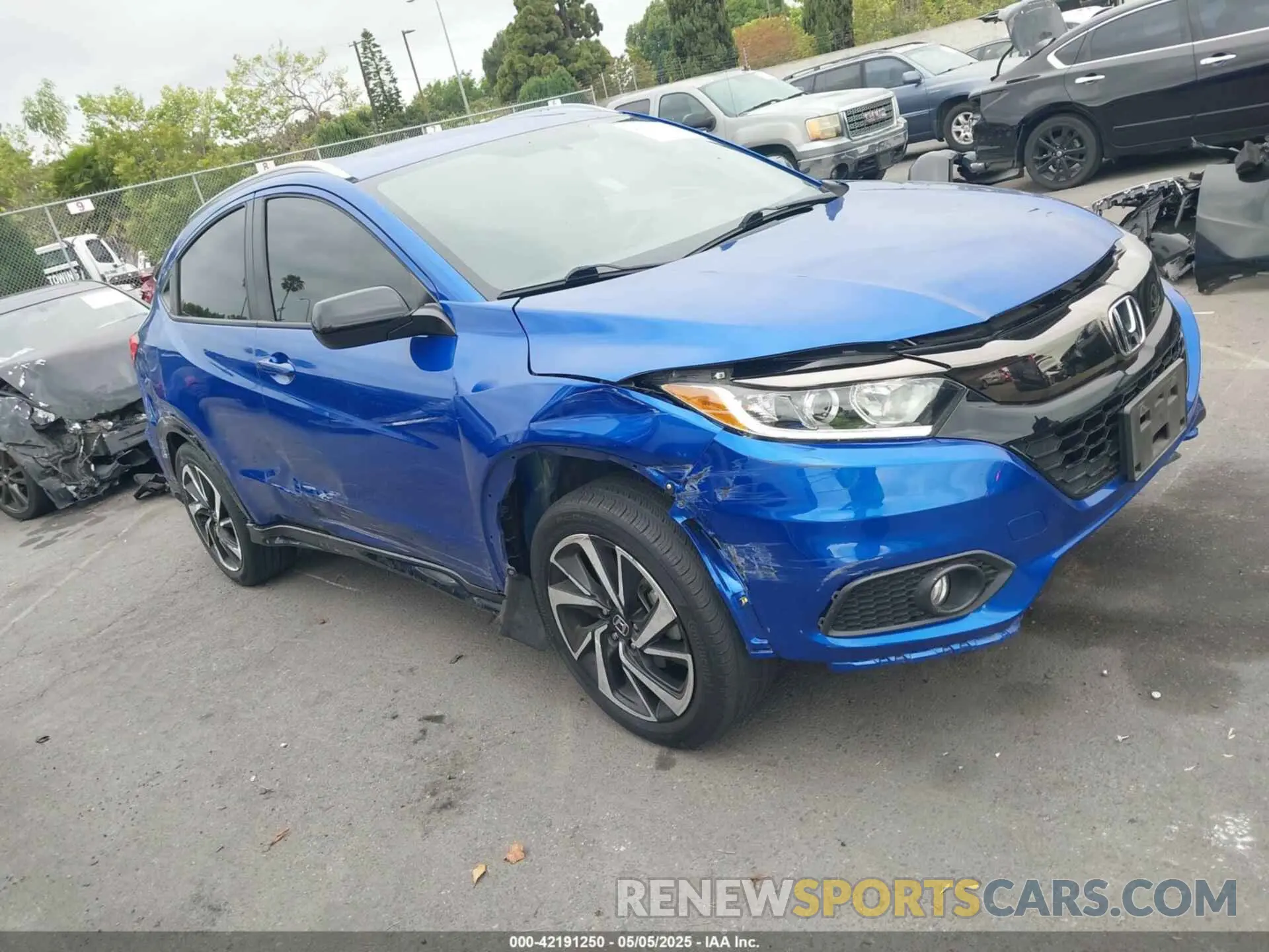 1 Photograph of a damaged car 3CZRU5H12LM711636 HONDA HR-V 2020