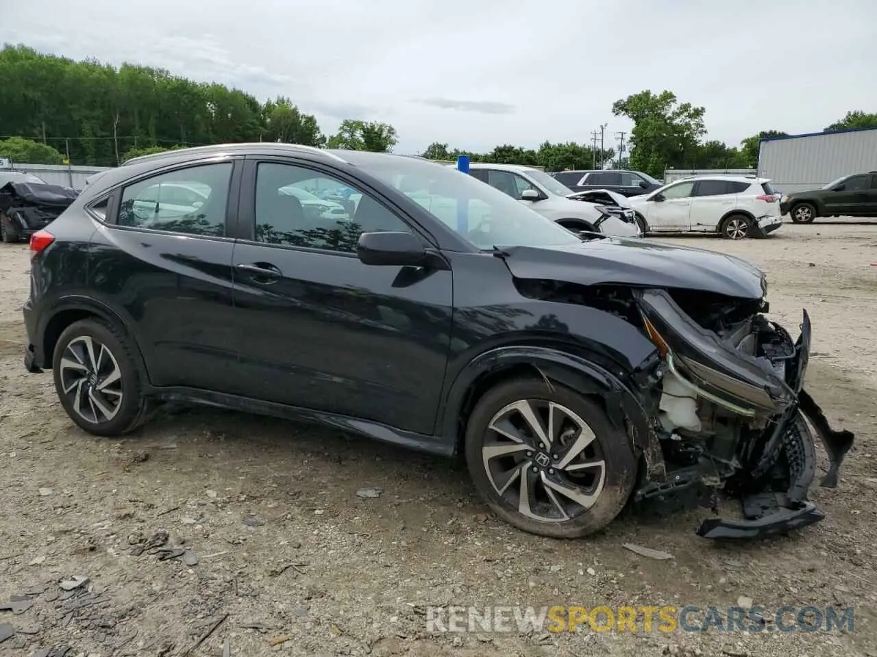 5 Photograph of a damaged car 3CZRU5H15LM713588 HONDA HR-V 2020