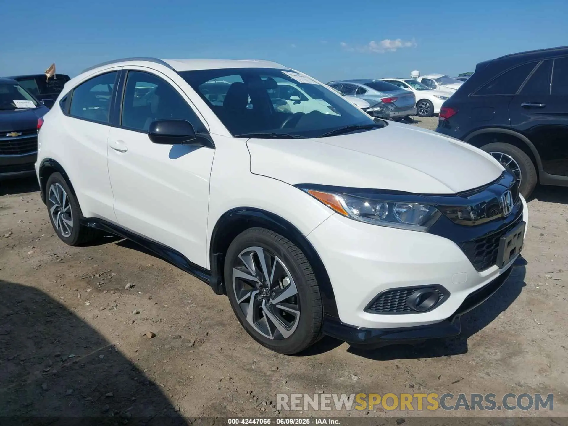 1 Photograph of a damaged car 3CZRU5H16LM714006 HONDA HR-V 2020
