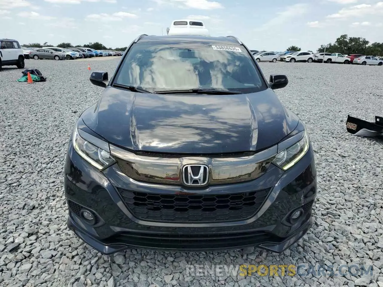5 Photograph of a damaged car 3CZRU5H17LM710305 HONDA HR-V 2020
