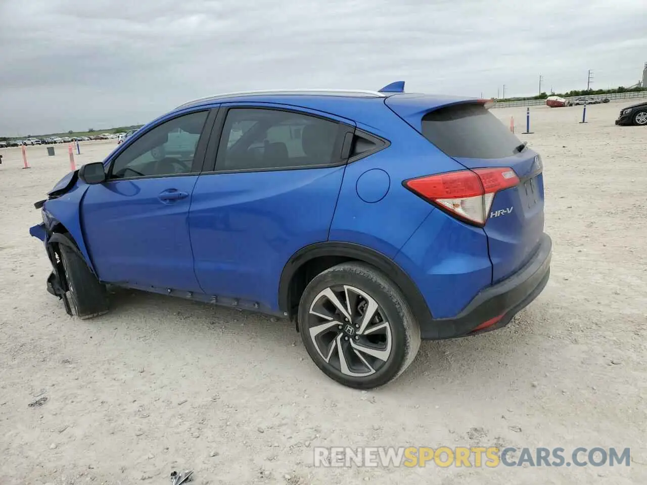 2 Photograph of a damaged car 3CZRU5H17LM712586 HONDA HR-V 2020