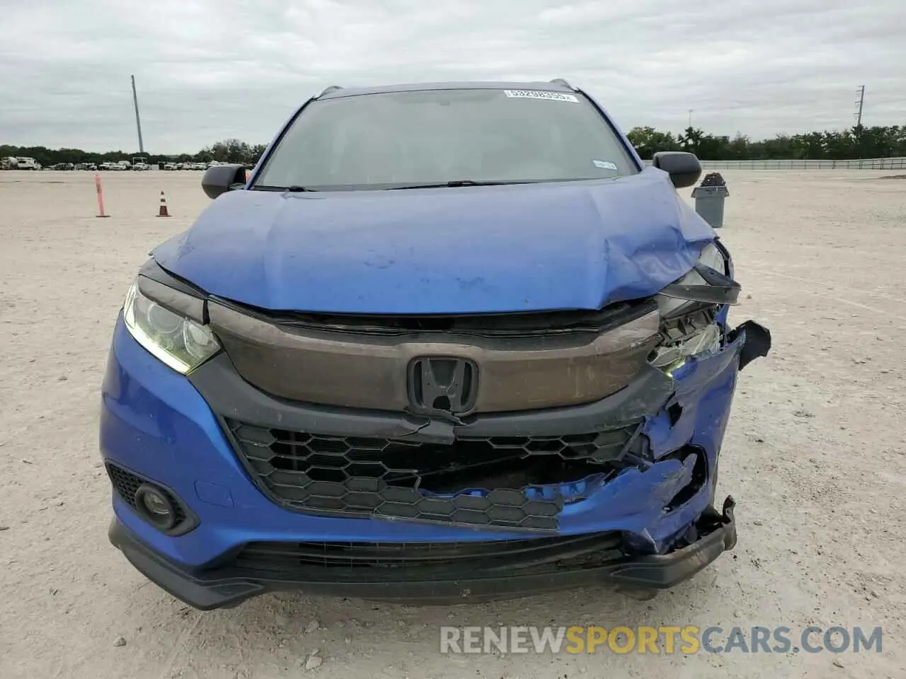 5 Photograph of a damaged car 3CZRU5H17LM712586 HONDA HR-V 2020