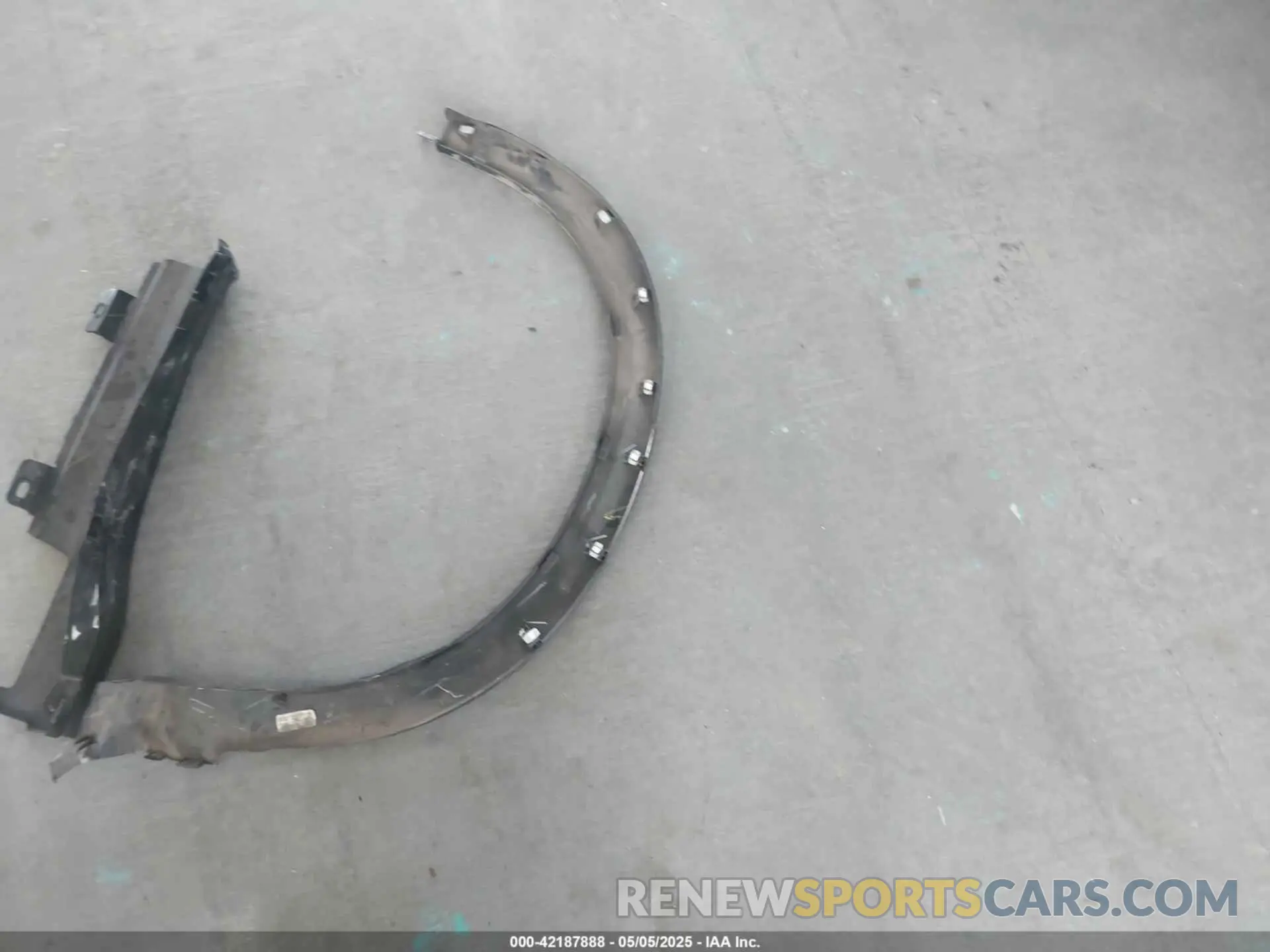 12 Photograph of a damaged car 3CZRU5H1XLM709925 HONDA HR-V 2020