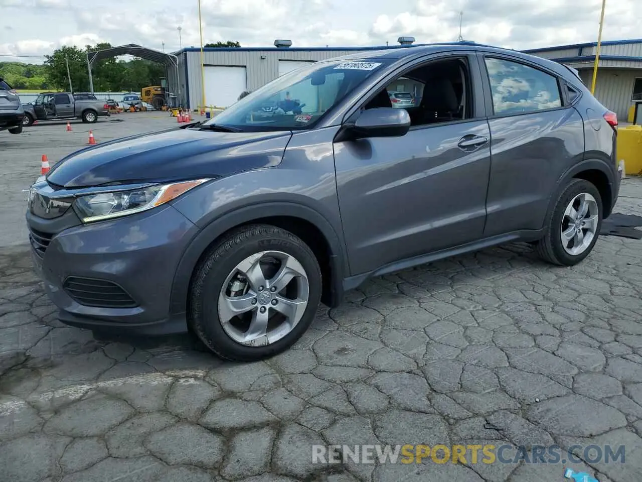 1 Photograph of a damaged car 3CZRU5H30LM717274 HONDA HR-V 2020