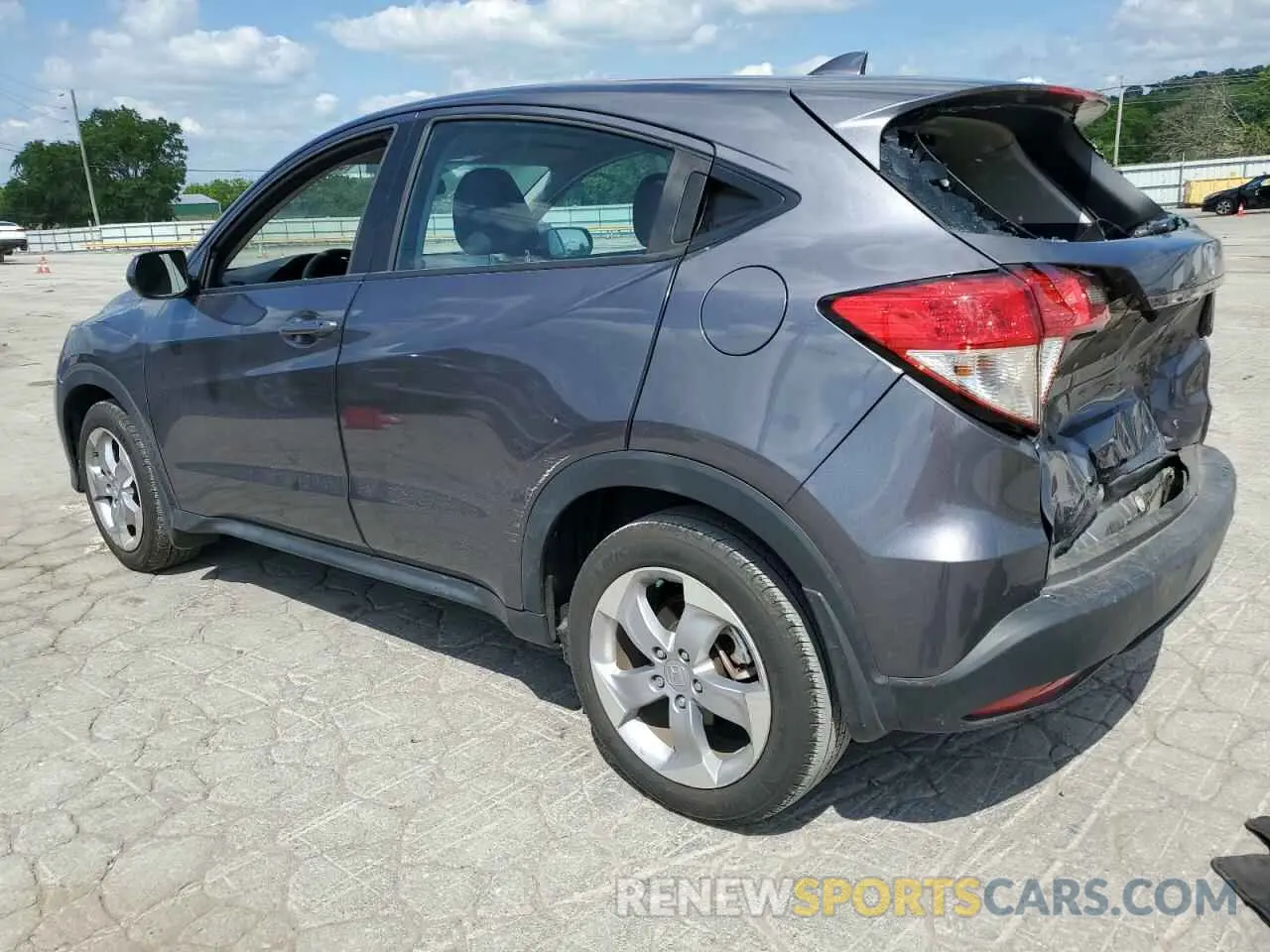 2 Photograph of a damaged car 3CZRU5H30LM717274 HONDA HR-V 2020