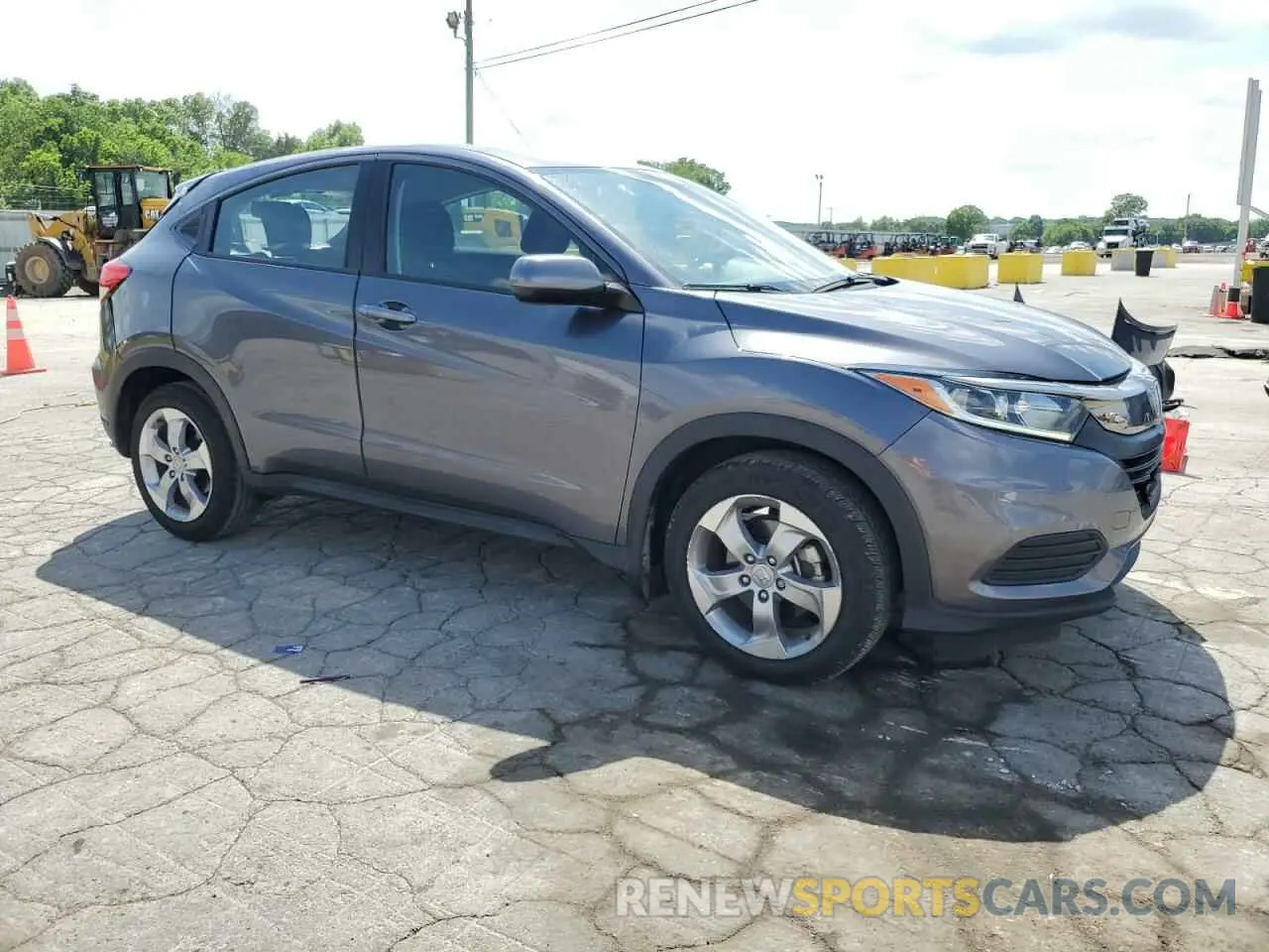 4 Photograph of a damaged car 3CZRU5H30LM717274 HONDA HR-V 2020