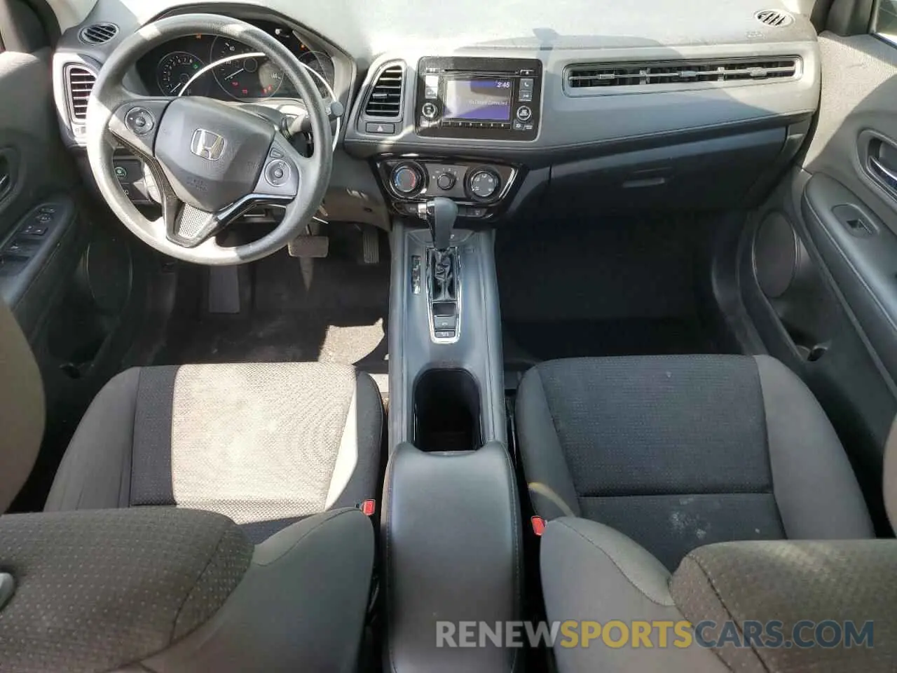 8 Photograph of a damaged car 3CZRU5H30LM717274 HONDA HR-V 2020