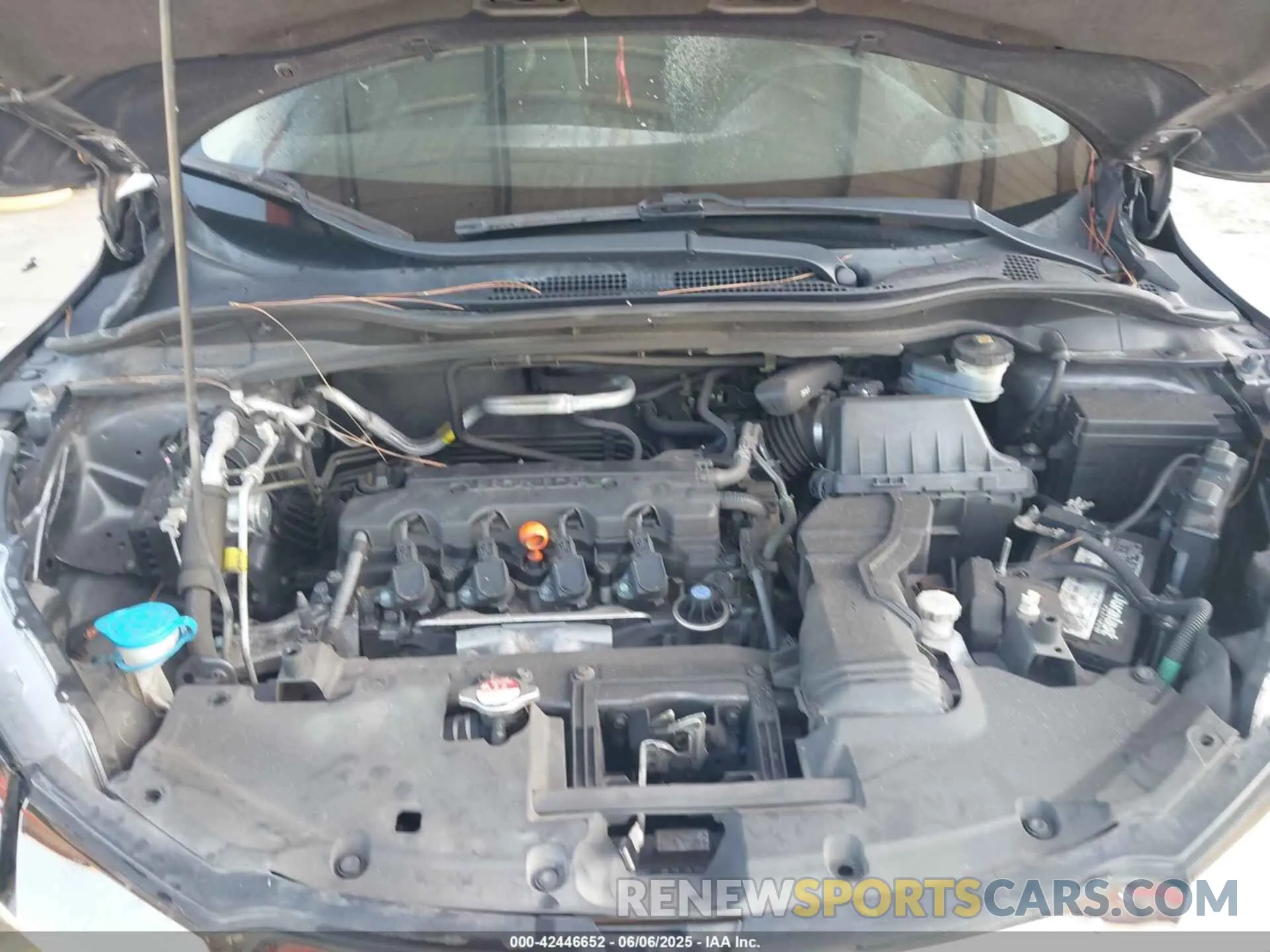 10 Photograph of a damaged car 3CZRU5H30LM718117 HONDA HR-V 2020