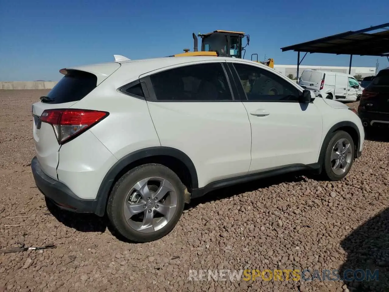 3 Photograph of a damaged car 3CZRU5H31LM718126 HONDA HR-V 2020