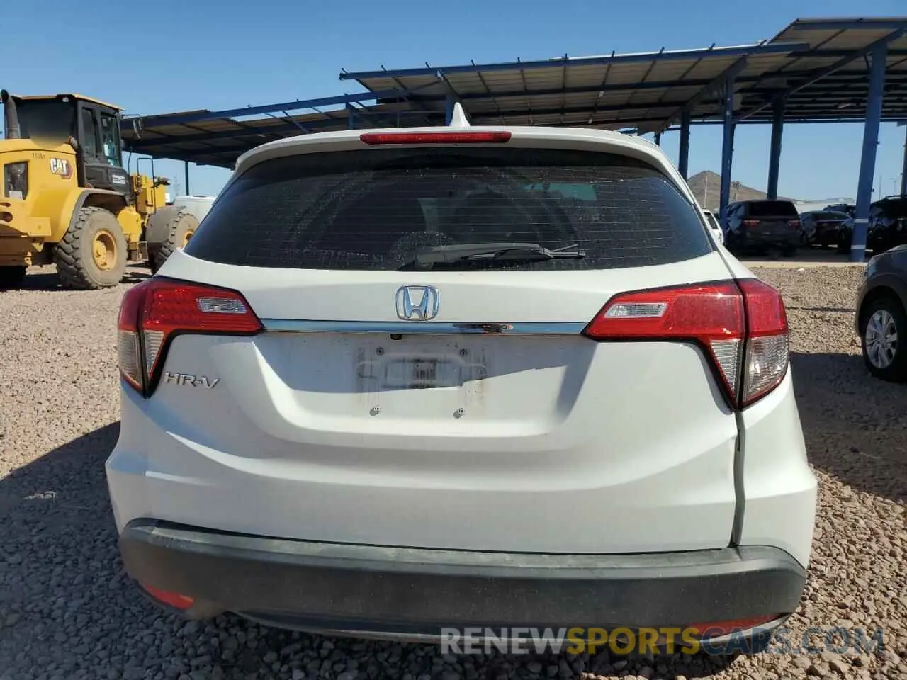 6 Photograph of a damaged car 3CZRU5H31LM718126 HONDA HR-V 2020