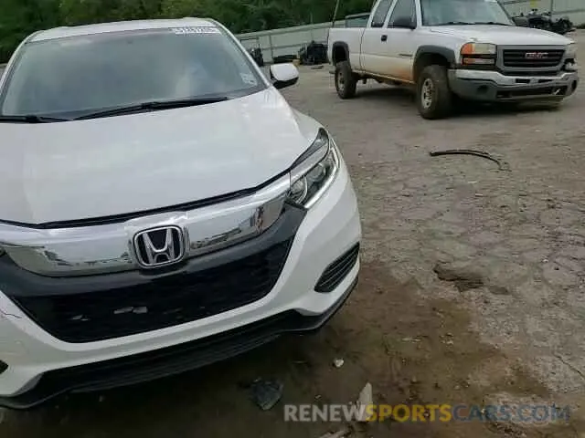 12 Photograph of a damaged car 3CZRU5H32LM705157 HONDA HR-V 2020
