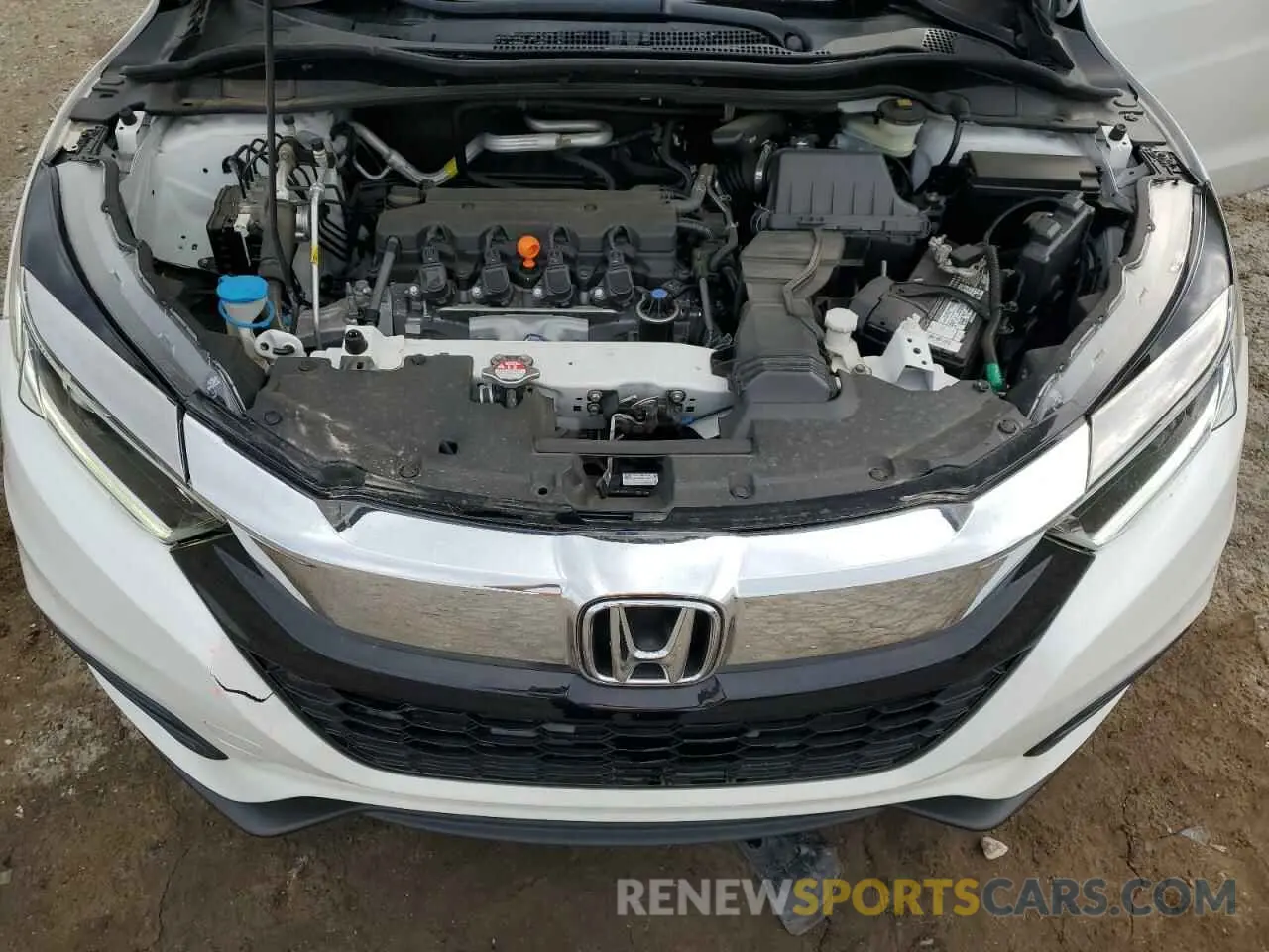 13 Photograph of a damaged car 3CZRU5H32LM705157 HONDA HR-V 2020